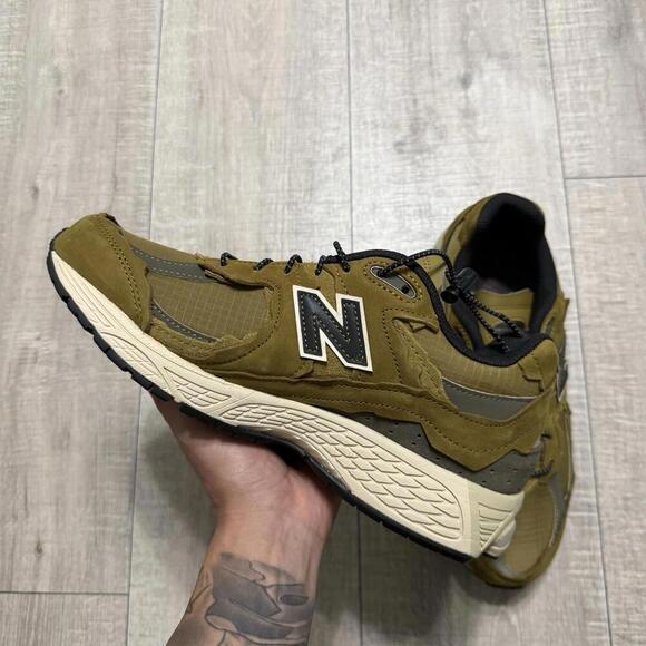 New Balance 2002R Protection Pack High Desert - Size 9 Men main image 7